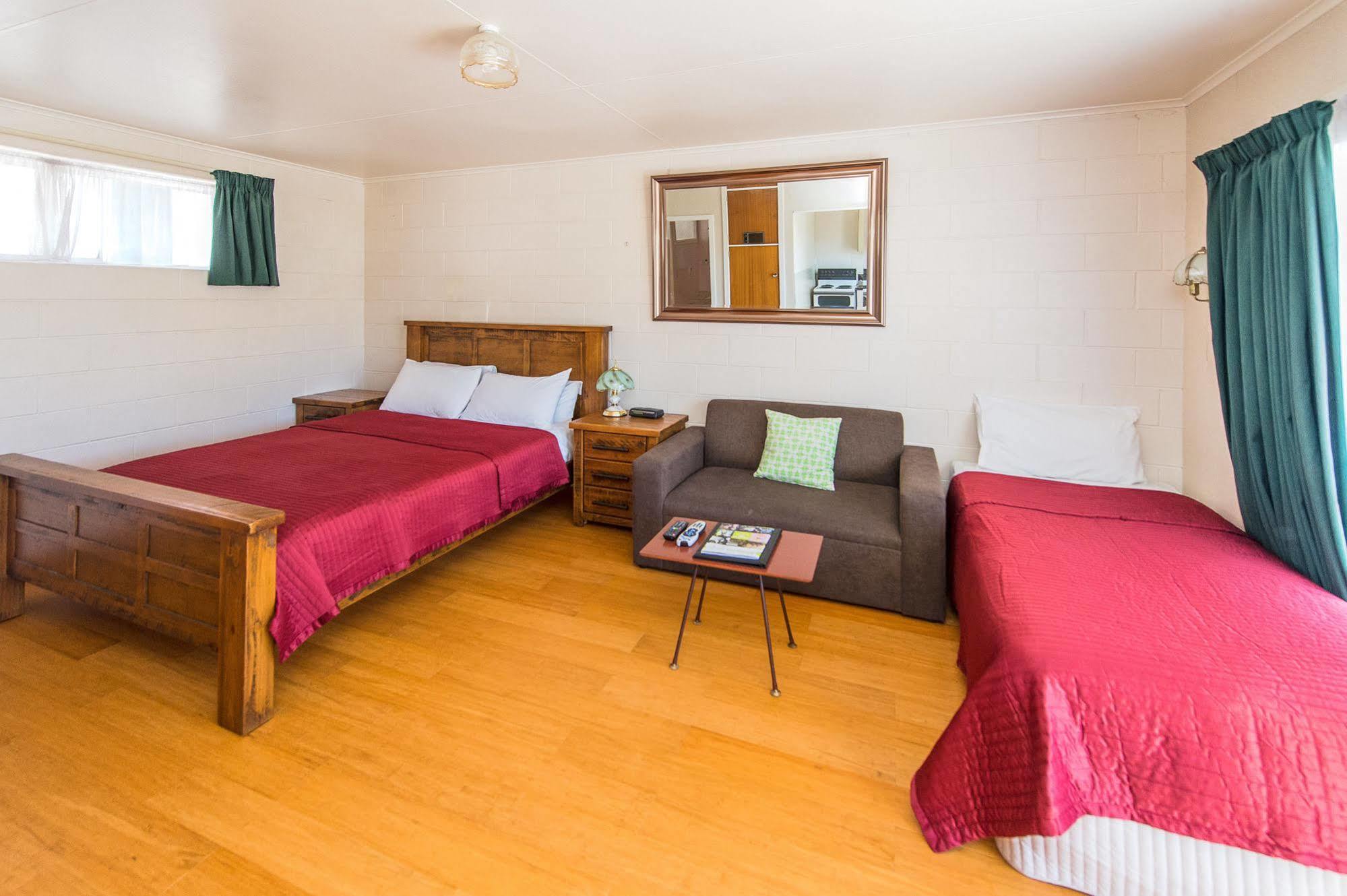 Astral Motel Whanganui Extérieur photo