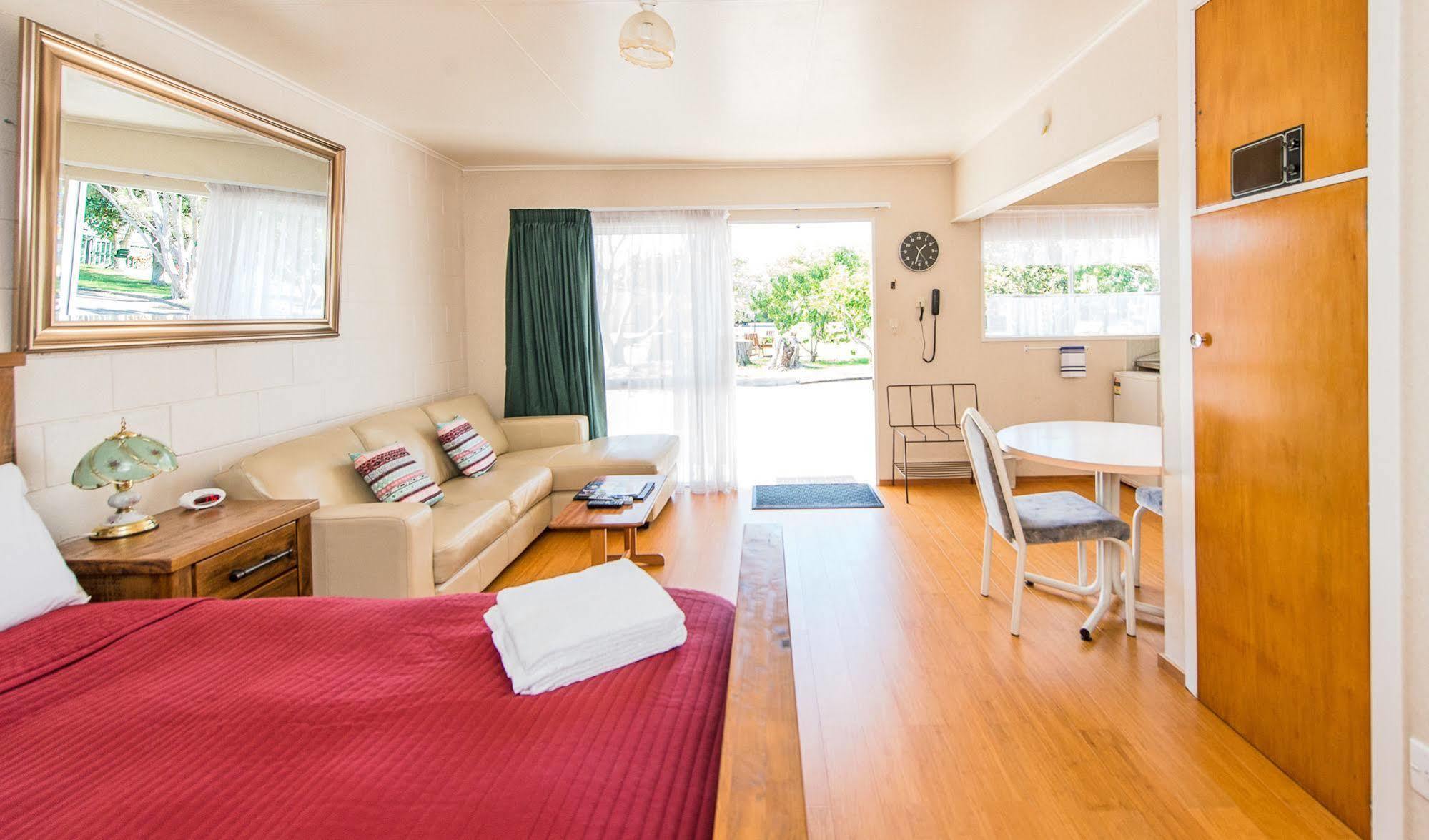 Astral Motel Whanganui Extérieur photo