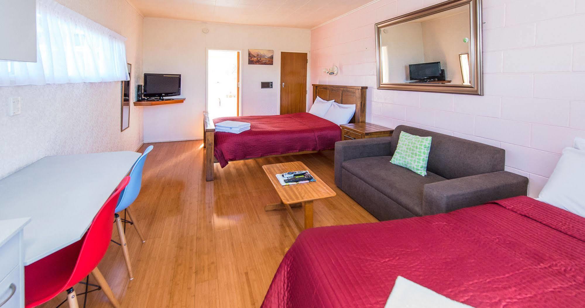 Astral Motel Whanganui Extérieur photo